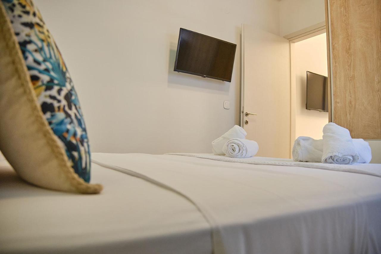 Elegant Central Apartment Veria - Με Ενδοδαπέδια Θέρμανση!!! Kültér fotó